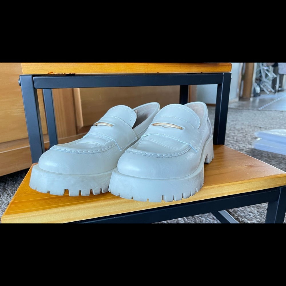 Lawrence Leather Loafers by Steve Madden